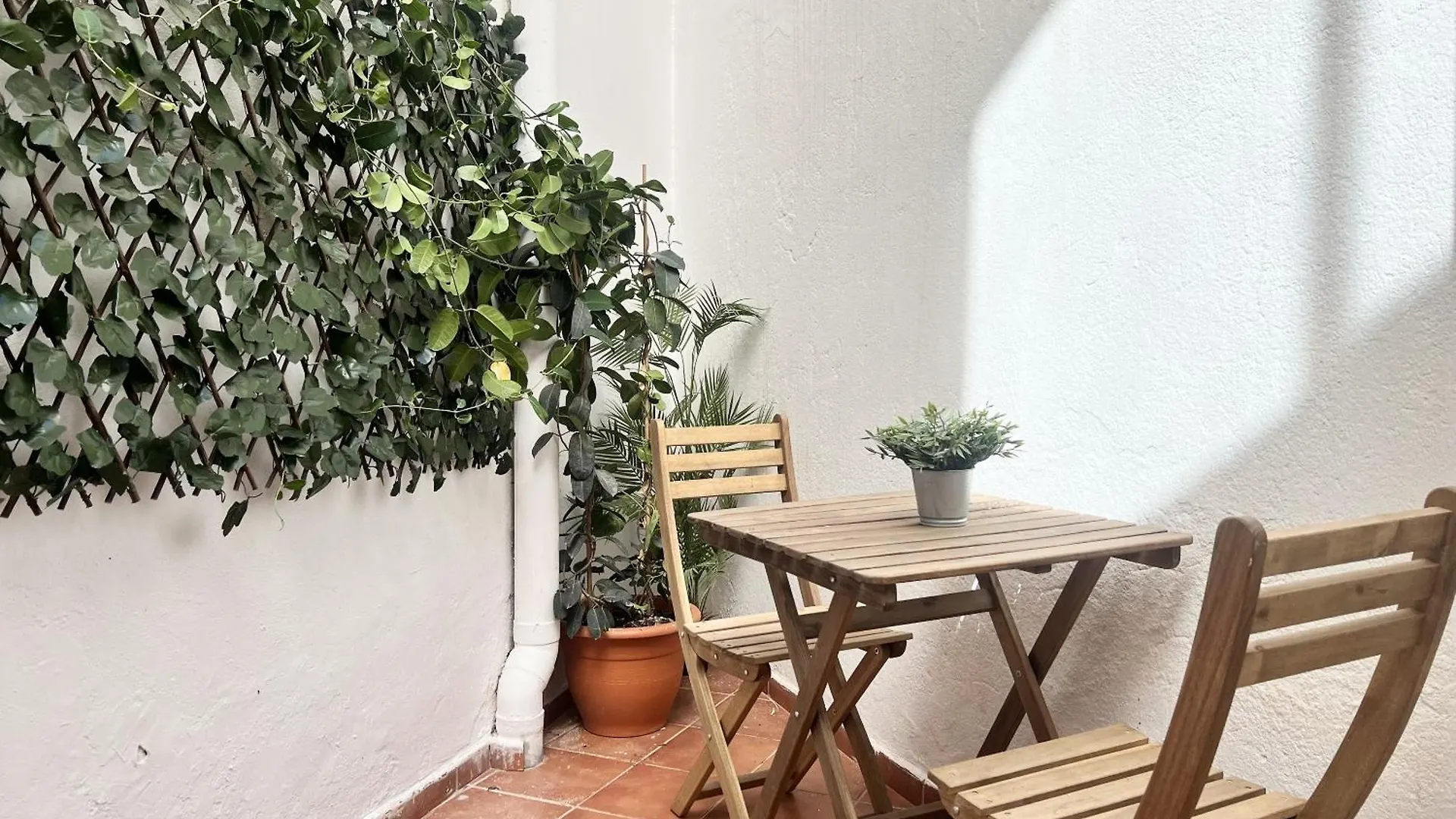 Apartment Suites La Merced Malaga