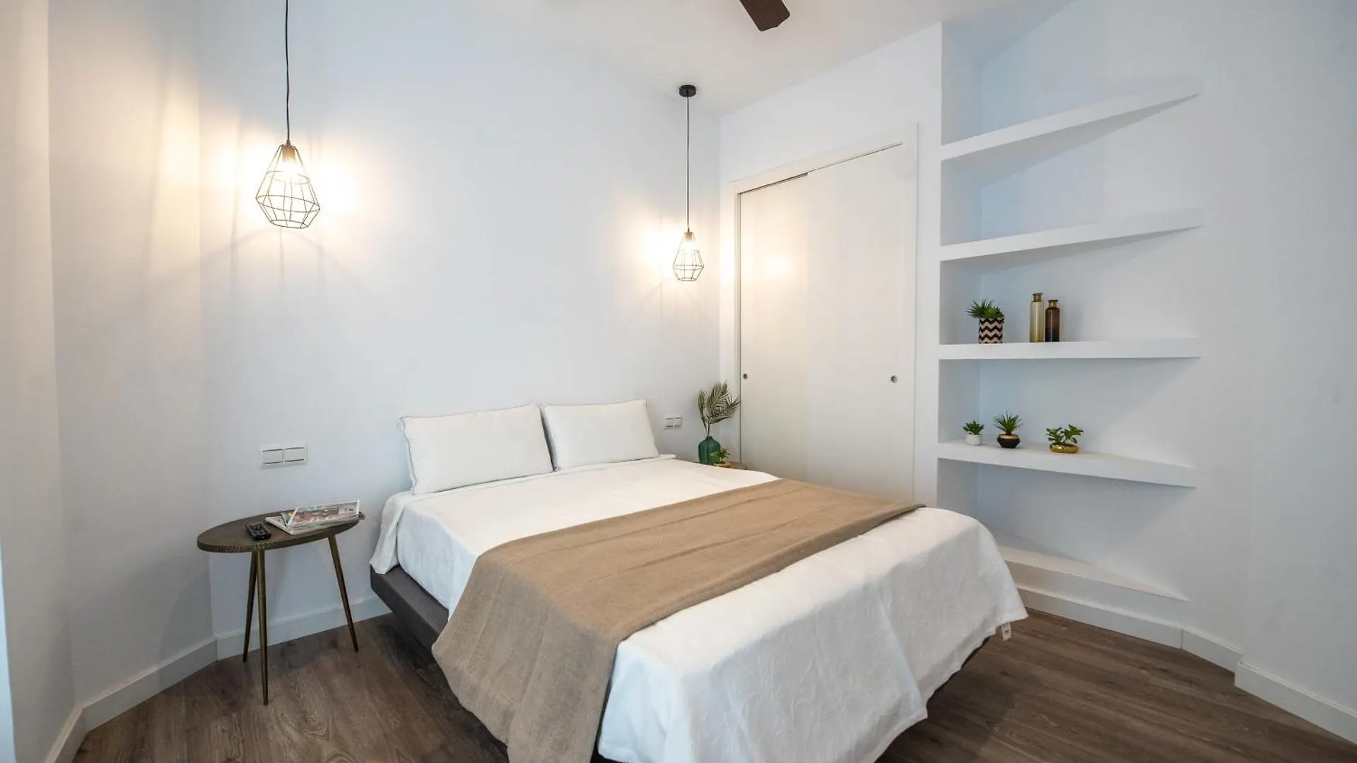 Suites La Merced Malaga 0*,