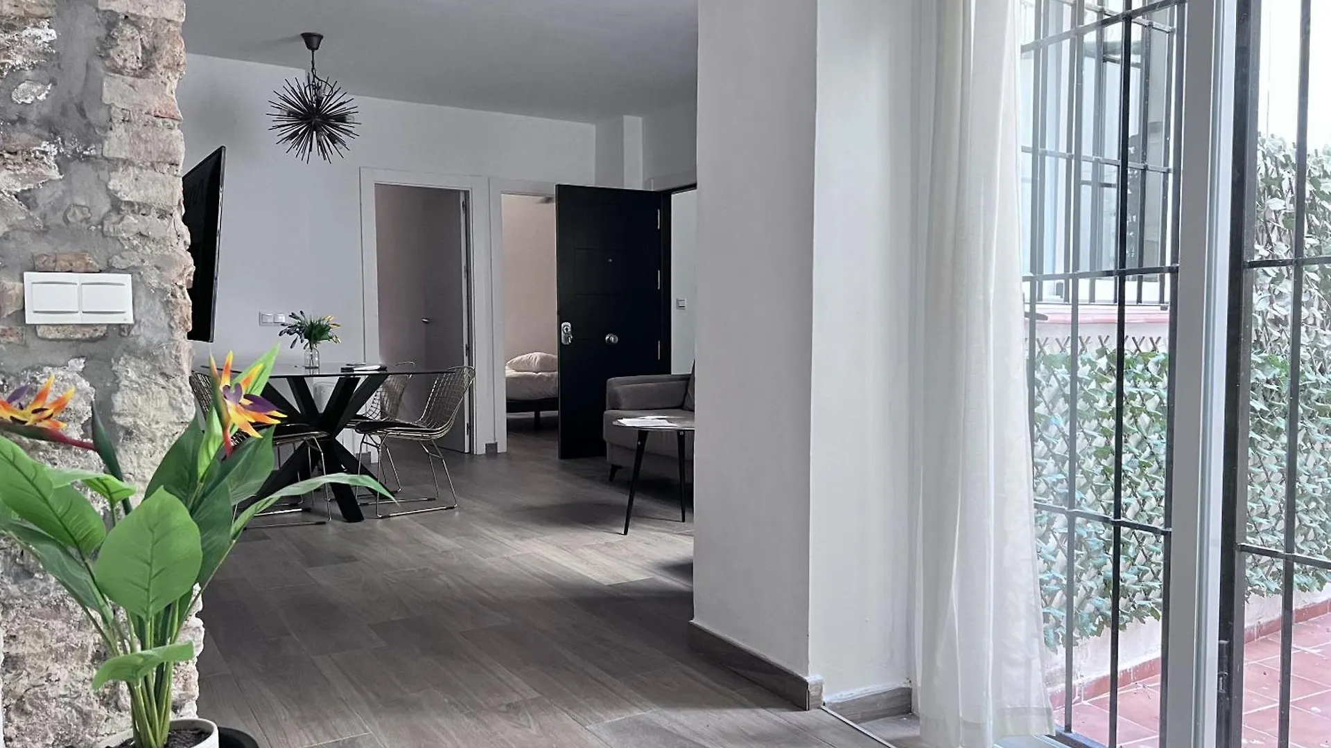 Apartment Suites La Merced Malaga